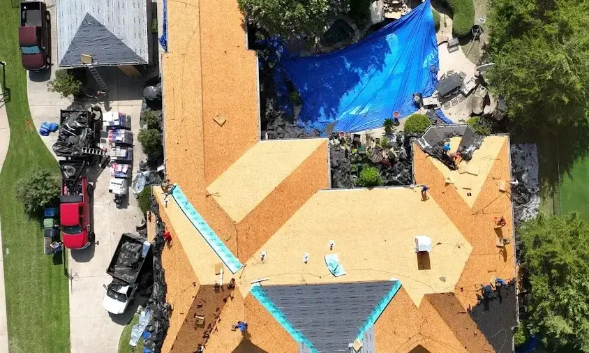 Professional Roof Repair being performed in Coral Springs